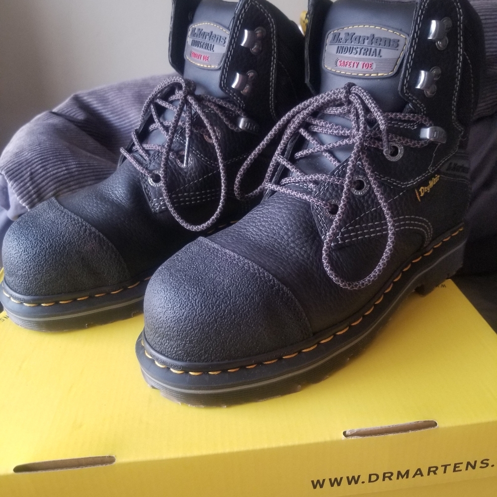 Dr.Martens Industrial Boot